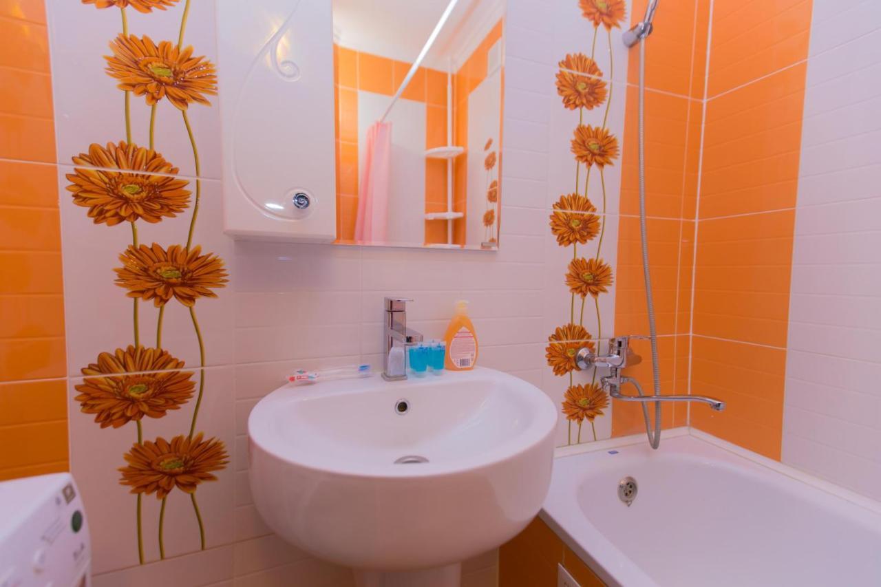 Cozy Apartment On Sarayshyq Street 5E Astana Exteriér fotografie