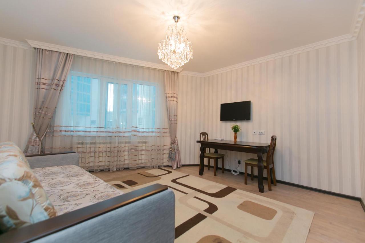 Cozy Apartment On Sarayshyq Street 5E Astana Exteriér fotografie